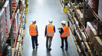 Essential Skills and Requirements to Become a Warehouse Worker